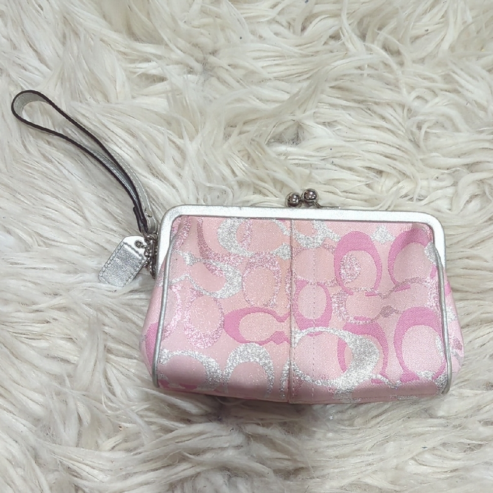 Coach Vintage Pink Signature Kisslock Wristlet